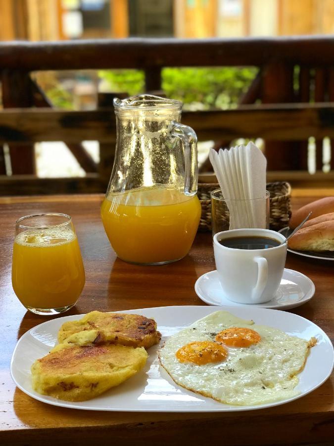 Hostal Tierra Y Mar Montañita Eksteriør bilde